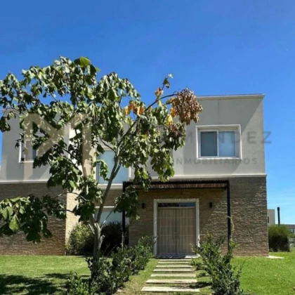 Casa Chalet  en Alquiler en El Cazador, Escobar, G.B.A. Zona Norte