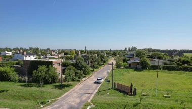 Terreno en Venta, Acequias del aire, Roldan, oportunidad apto comercial !