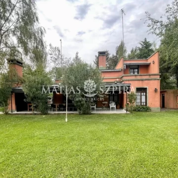QUINTA EN VENTA PARQUE GORRITI 