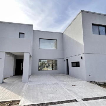 Casa en venta en Altos de Campo Grande 