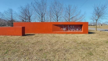 Terreno en Venta, Acequias del aire, Roldan, oportunidad apto comercial !