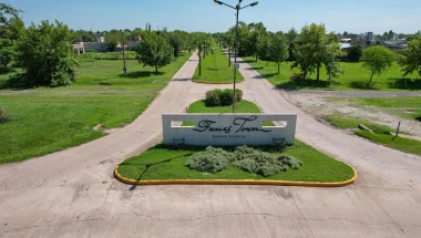 Terreno en Venta, Acequias del aire, Roldan, oportunidad apto comercial !