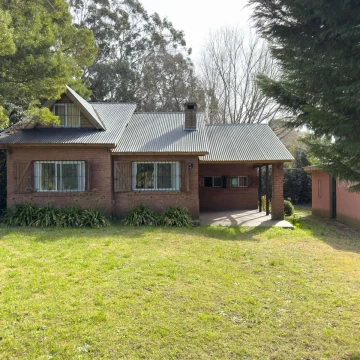 Chalet en Chapadmalal sobre gran lote