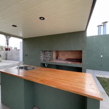 Quincho en venta ubicado en barrio Campiñas de Piñero