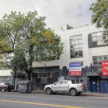 Excelente Edificio - 1500 m2 - Barracas - 10 cocheras