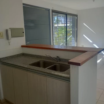 Departamento Venta  en complejo , sobre calle Cervantes, metros de Puente Olive, Godoy Cruz.