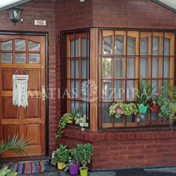 Excelente Triplex en Ramos Mejia 4 Ambientes con Cochera