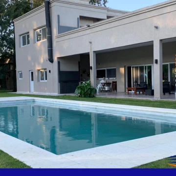 Casa en venta en San Diego Country Club Moreno