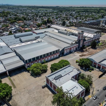 ALQUILER - DEPOSITO -  BERNAL - QUILMES 5300 m2