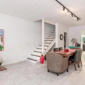 Venta - Triplex de 4 ambientes - Jardín - Pileta - Parrilla - San Fernando