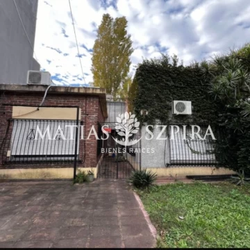 Casa 4 ambientes en Ramos Mejia