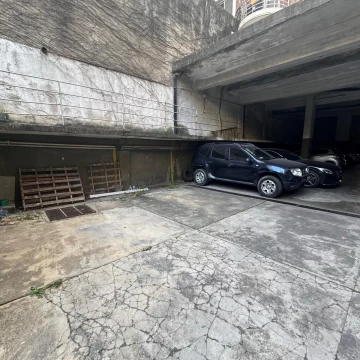 VENTA COCHERA DESCUBIERTA EN PLANTA BAJA. PALERMO