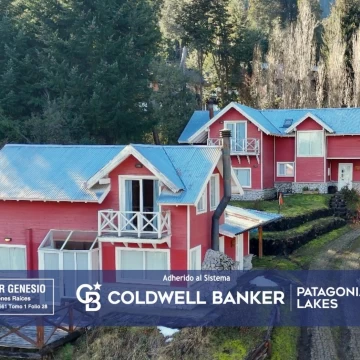 VENTA Complejo 6 cabañas independientes lote 3300m2 Manzano Villa la Angostura