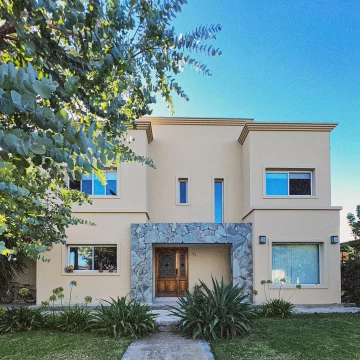 Casa en  venta en Haras de Santa Maria Escobar