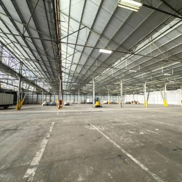 ALQUILER - DEPOSITO - BERAZATEGUI - 5500 m2 CIR2