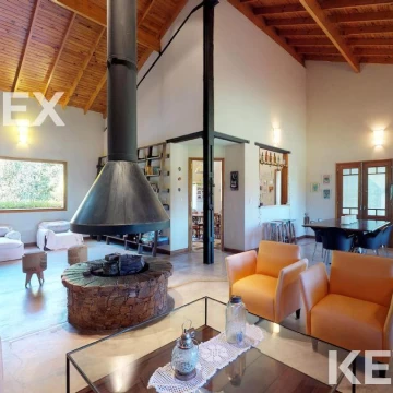 VENTA DE CASA DE 5 DORMITORIOS EN CAMPOS DE ROCA