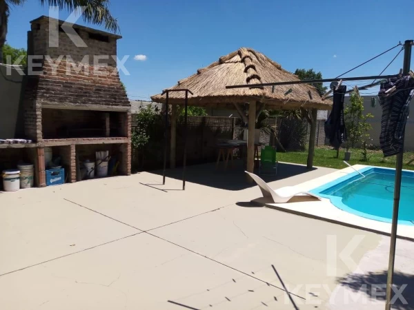 Casa en venta | 4 dormitorios | pileta| parque | Villa Elvira- La Plata