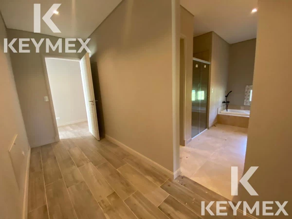 1755628987.jpg