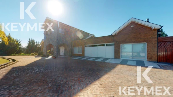 VENTA CASA DE 4 DORMITORIOS EN CAMPOS DE ROCA