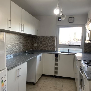 Departamento en  Alquiler General San Martín. Apto Profesional