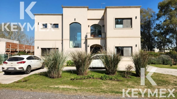 VENTA CASA 3 DORMITORIOS LA CANDIDA CLUB DE CAMPO