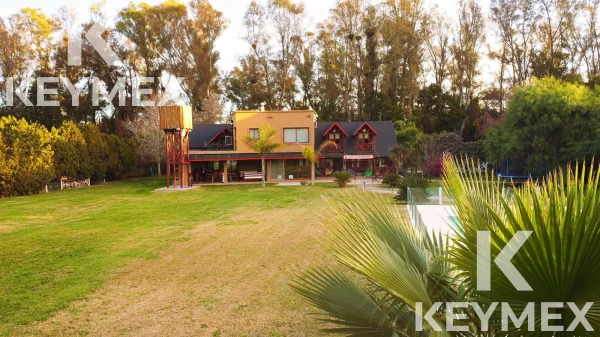 VENTA CASA EN CAMPOS DE ROCA 3 DORMITORIOS