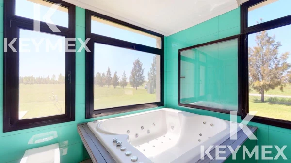 1755631184.jpg