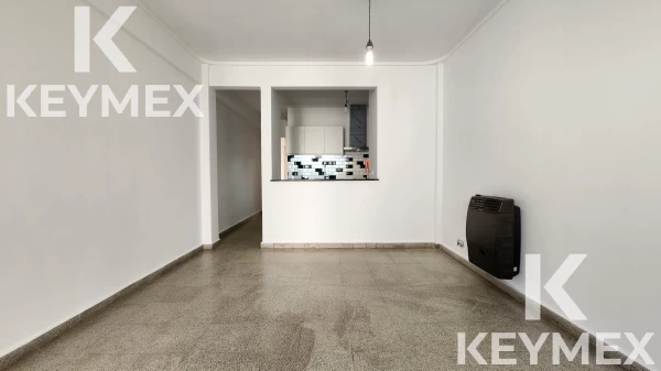 VENTA DEPARTAMENTO CON JARDIN EN LA PLATA