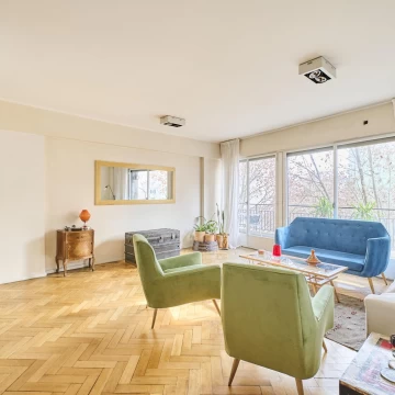 Venta Departamento 5 ambientes con cochera y baulera - Recoleta