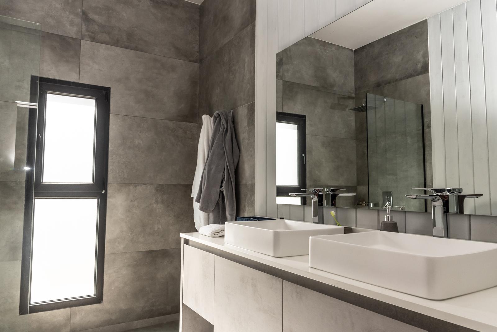 Baño suite principal
