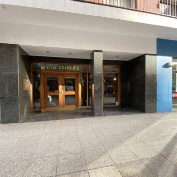 Cochera en el Cento sobre Avenida Luro