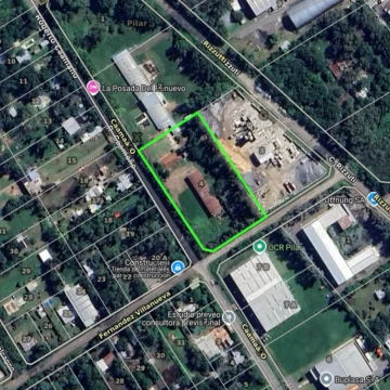 Fracción en esquina sobre la calle Caamaño cercana a la Ruta 25