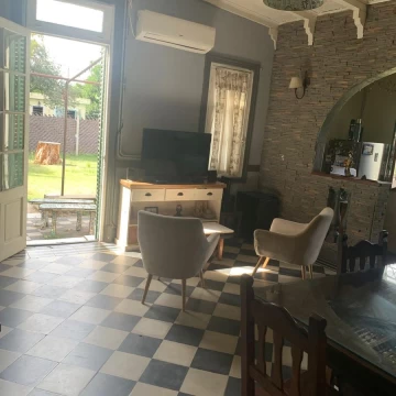 Venta lote/casa en Luis Guillon, Monte Grande - 2138 M2 - Casa hecha a nuevo