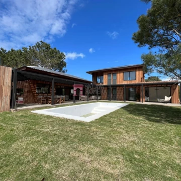 Moderna Casa en Laguna Escondida Jose Ignacio