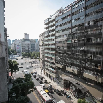 Venta - 4 ambientes - PLANTA EN EDIFICIO ART DÉCO - Recoleta