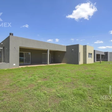 Casa de diseño racionalista en una planta a estrenar - LA MAGDALENA BARRIO CERRADO - CANNING