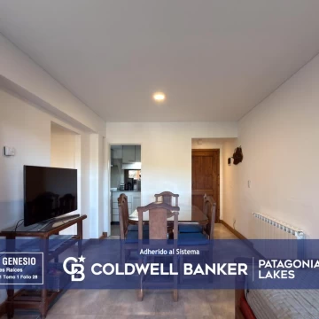 VENTA departamento 42 m2 c/deck mas baulera y cochera. Zona centro, Villa La Angostura