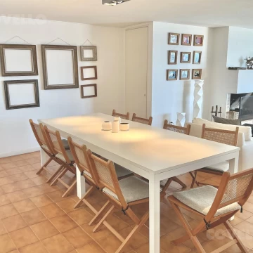 Departamento en venta de 4 dormitorios - Península