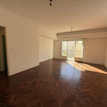 VENTA - 4 AMBIENTES CON BALCÓN - ZONA TRIBUNALES - SAN NICOLAS