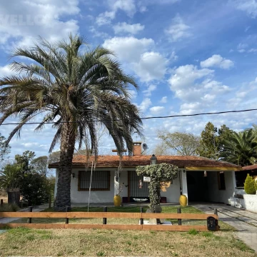 Casa en alquiler sobre Av. Rodó camino a la playa Seré, Carmelo