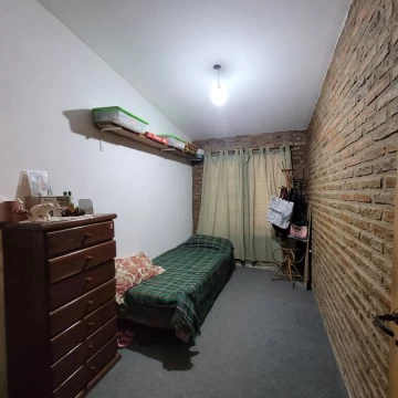 1756908739.jpg