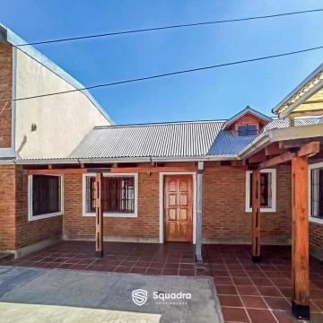 VENTA | PERMUTA - Casa de 2 dormitorios y comodín - Fisherton, Rosario. APTA CRÉDITO.