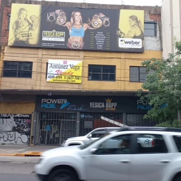 LOCAL 800m2 en 2 plantas alquiler Avellaneda