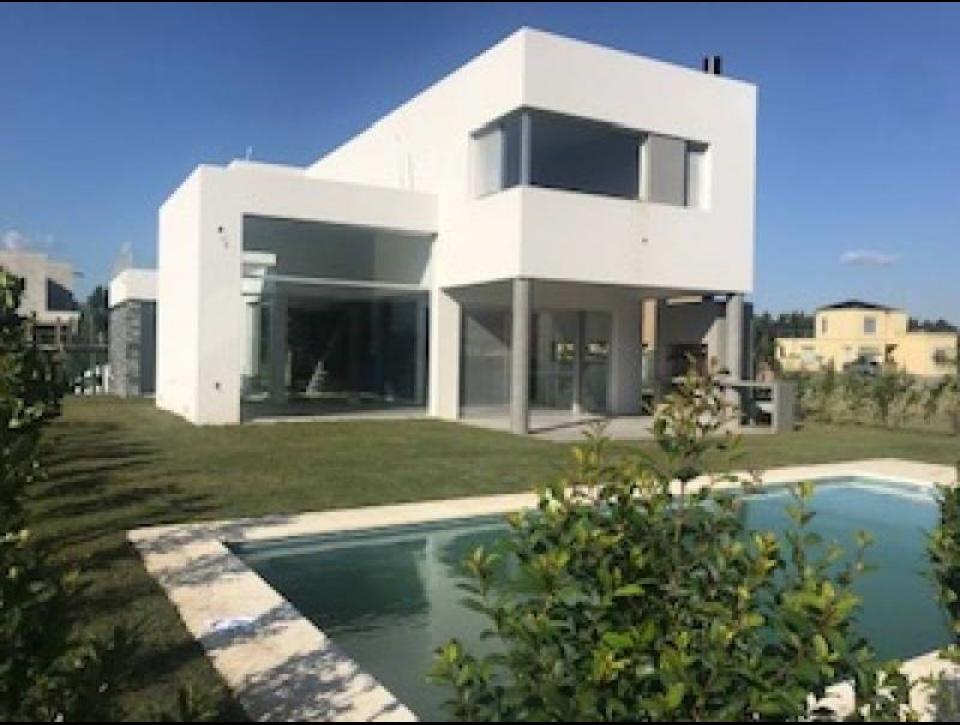Casa en Venta - Castaños, Nordelta - Principal