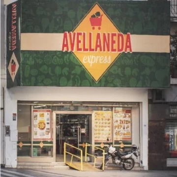 LOCALES - A LA CALLE - AVELLANEDA, GRAN BS. AS. SUR