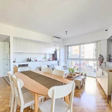 Venta Departamento de 3 ambientes en exclusiva calle Arroyo