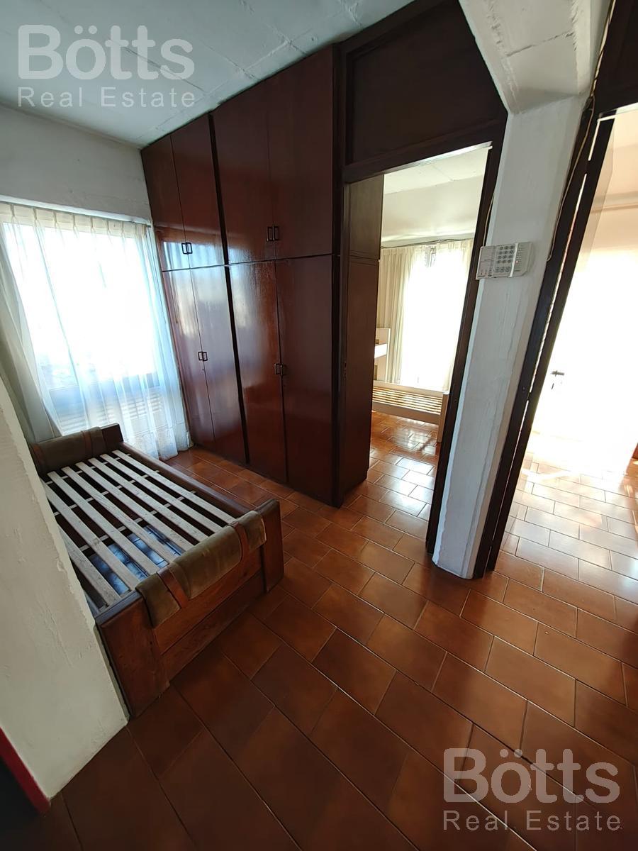 INTERIOR N1