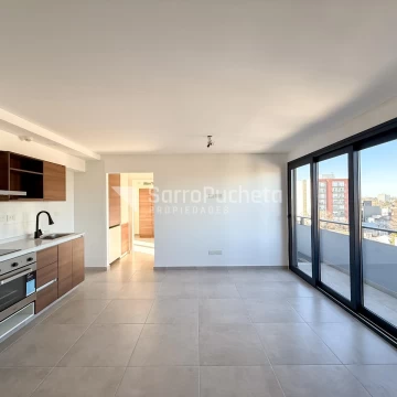 Venta departamento 2 ambientes con terraza en Morón.