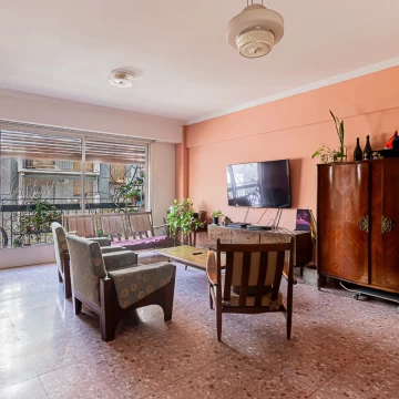 Venta. Departamento 3 ambientes con dependencia Villa Crespo