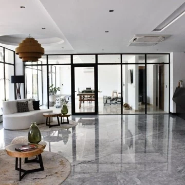 Local en Renta, Palais Tulum en Obra Gris